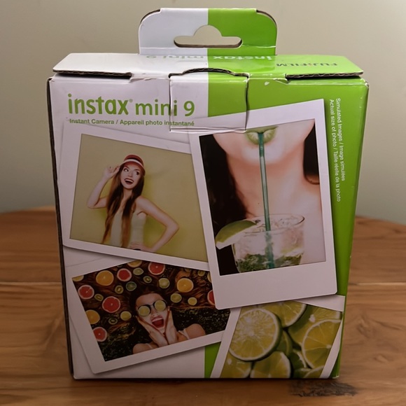 NEW Fujifilm instax mini 9 Instant Film Camera Lime Green - Picture 2 of 5